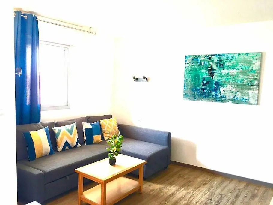 Azur- 4 Pers Hyper Centre - Plage A 2 Mn A Pied - Terrasse Saint-Raphael  Saint-Raphael (Var)